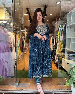 Jaipuri blue embroideblue naira cut indian pakistani salwar kameez kurti pant dupatta set 3