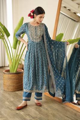 Jaipuri blue embroideblue printed indian pakistani naira cut salwar kameez kurti pant dupatta set 1
