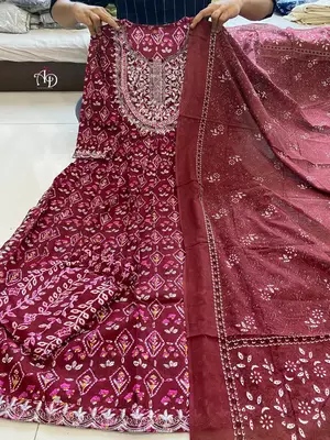 Jaipuri mahroon embroidemahroon naira cut indian pakistani salwar kameez kurti pant dupatta set 3