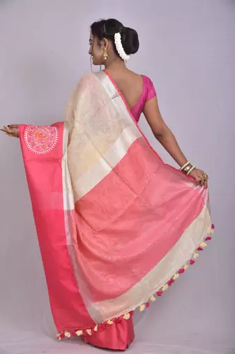 Handmade bhagalpuri embroidered linen saree with contrast border in beige shade with blouse piece