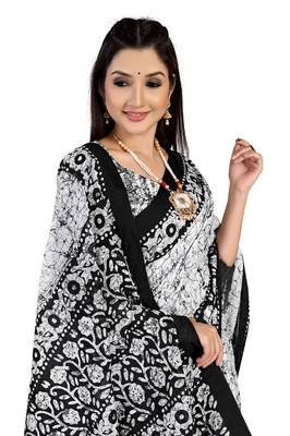 White Colour Cotton Silk Bagru Print Saree 1