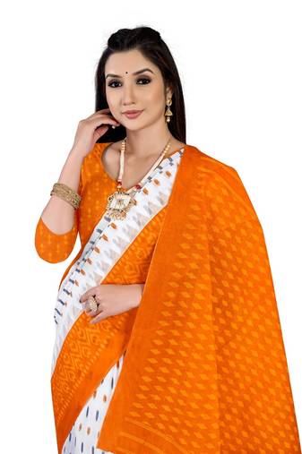 White Colour Cotton Silk Bagru Print Saree