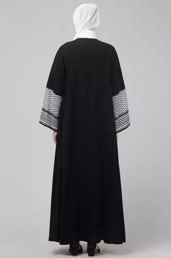Elegant Black Front Zip Abaya with Patterned Bell Sleeves