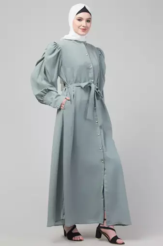 Matt Nida long cuff sleeve Abaya with hijab