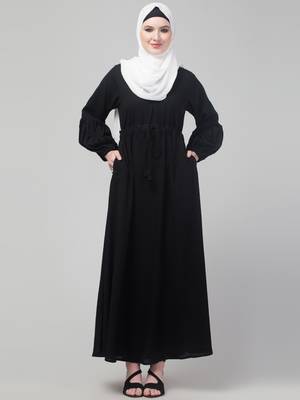 Black adjustable waist pleated sleeve abaya with hijab 3