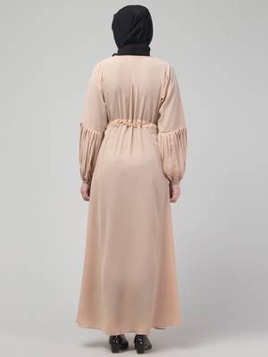 Beige adjustable waist pleated sleeve abaya with hijab 2