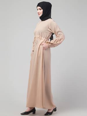 Beige adjustable waist pleated sleeve abaya with hijab 4