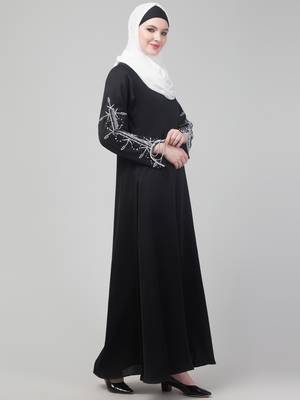 Black hand embroidered elastic at sleeves abaya with hijab 4