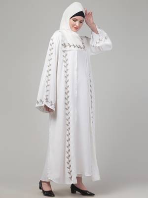 White hand embroidered bell sleeves abaya with hijab 4