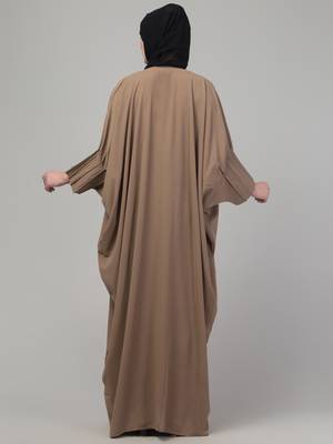 Beige pintucks cey fabric kaftan abaya with hijab 2