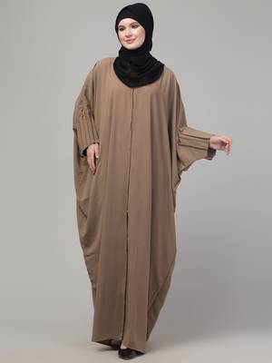 Beige pintucks cey fabric kaftan abaya with hijab 1