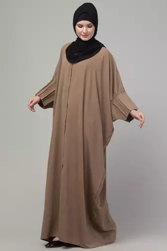 Beige pintucks cey fabric kaftan abaya with hijab