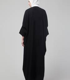 Black pintucks crinckled cey fabric kaftan abaya with hijab