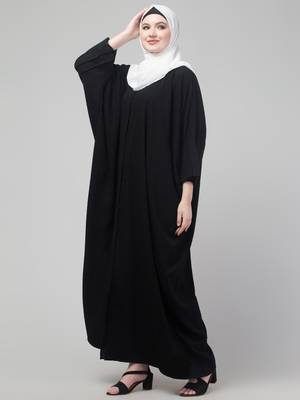 Black pintucks crinckled cey fabric kaftan abaya with hijab 4