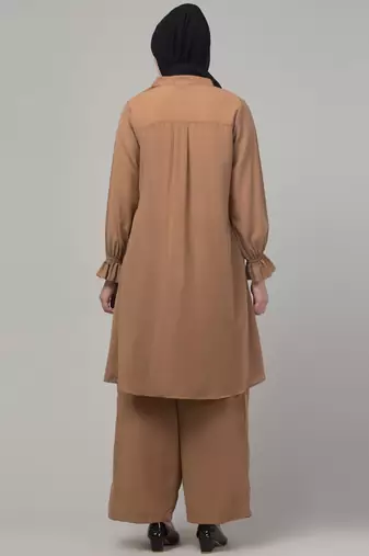 Beige elastic sleeves pleats modest abaya cord set