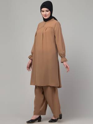 Beige elastic sleeves pleats modest abaya cord set 4