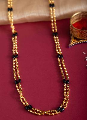 Gold-Plated Black Beaded Necklace     Classic & Timeless 1