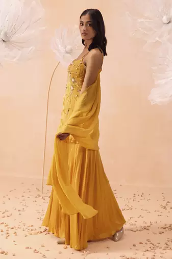 Jaune sharara set