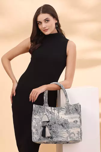 jungle natural & navy toile cotton jacquard handheld bag