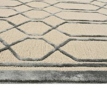 Saraswati global wool area rug, luxurius rug, 4x6  anti slip baking carpet, modern rug, ideal for bedroom, living room. 3