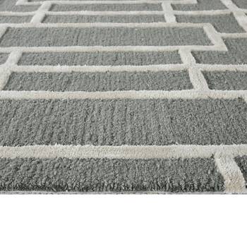 Saraswati global  wool area rug, 4x6 feet, luxury rug, ideal for bedroom, living room, anti slip backing carpet. 3