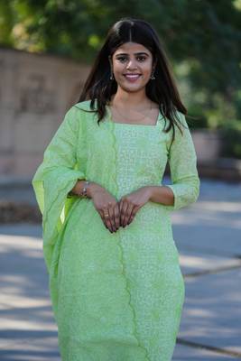 Green printed chanderi kurta and pant with dupatta set 3
