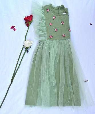 Pista green flare shoulder dress 2