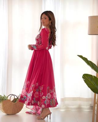 Floral Printed Organza Anarkali Kurta With Cotton Silk Pant And Dupatta. 4
