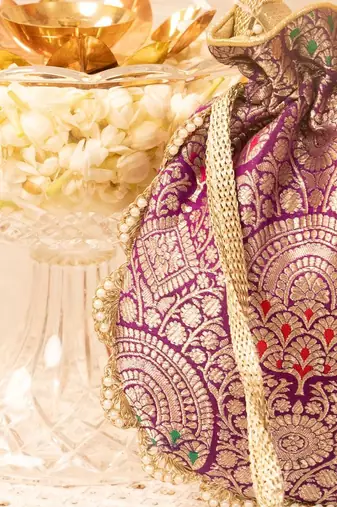 Kashi pure banarasi silk potli - purple