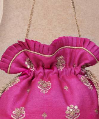 Anahira embroidered potli - pink 5
