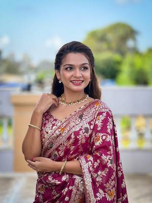 Magenta Viscose Dolla Silk Saree 1
