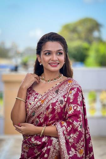Magenta Viscose Dolla Silk Saree