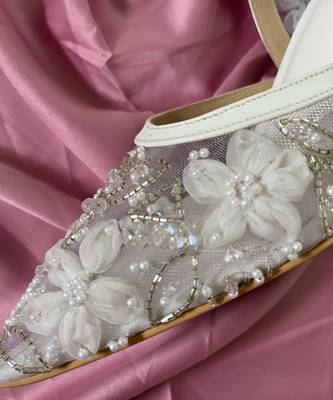 White hand embroidery net and embroidery heels 2