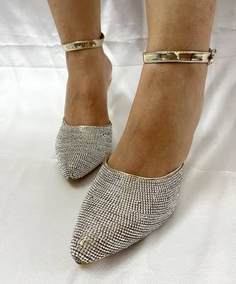 Golden rhinestone rhinestone leather heels 2