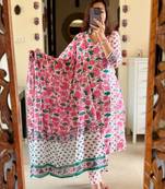 Elegance white pink color floral kurti pant set for women