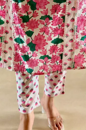Elegance white pink color floral kurti pant set for women