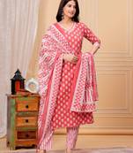 Pink color printed straight kurti pant set for women