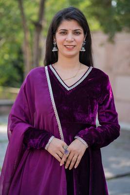 Wine velvet anarakali kurta with pants with organza dupatta set 2
