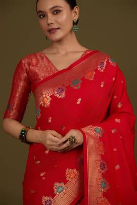 Red banarasi silk blend saree with zari woven work 3