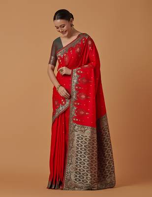 Red banarasi silk blend saree with zari woven work 2