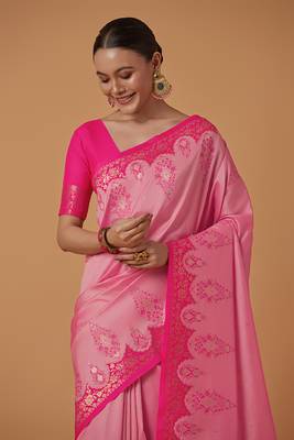 Light pink banarasi silk blend saree with zari woven work 3