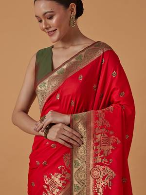 Red banarasi silk blend saree with dulha dulhan zari woven detailing 3