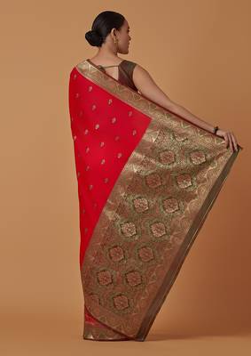 Red banarasi silk blend saree with dulha dulhan zari woven detailing 4