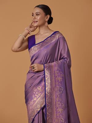 Lavender banarasi silk blend saree with dulha dulhan zari woven detailing 2