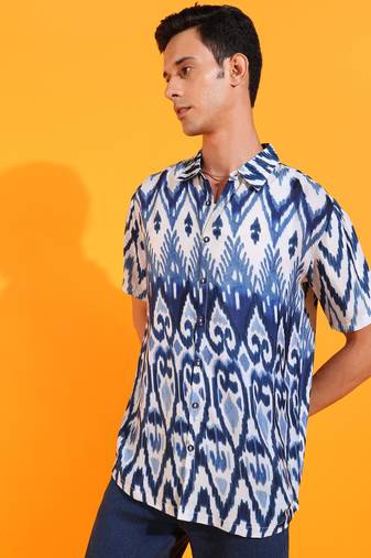 Men's polyester geomatrical printed regular shirt (blue)