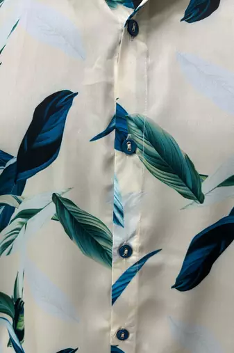 Men's polyester tropical printed regular shirt (multi)