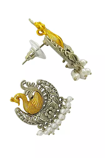 Silver-plated peacock shape pearl stud earrings