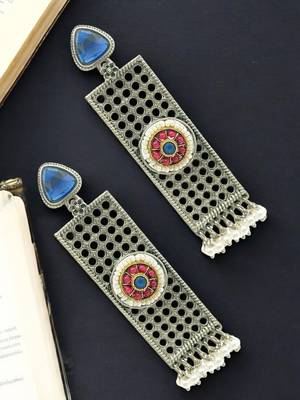 Silver-plated stone-studded & beaded classic drop earrings 1