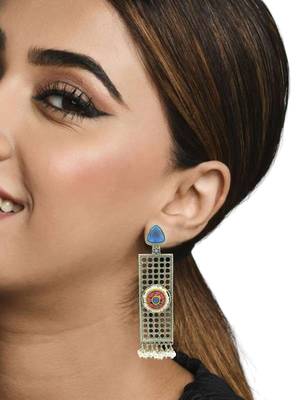 Silver-plated stone-studded & beaded classic drop earrings 3