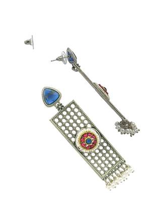 Silver-plated stone-studded & beaded classic drop earrings 4